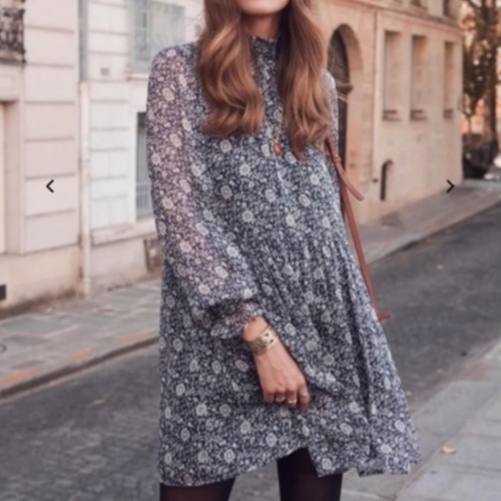 Sezane olivia dress in floral navy printed size 36